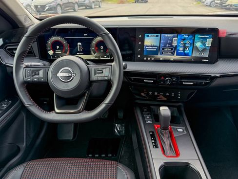 New 2026 Nissan Kicks SR image 12