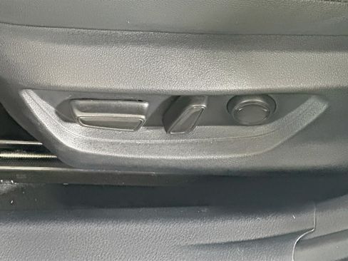 Used 2025 Toyota Camry SE w/ Multimedia Upgrade Package FWD image 13