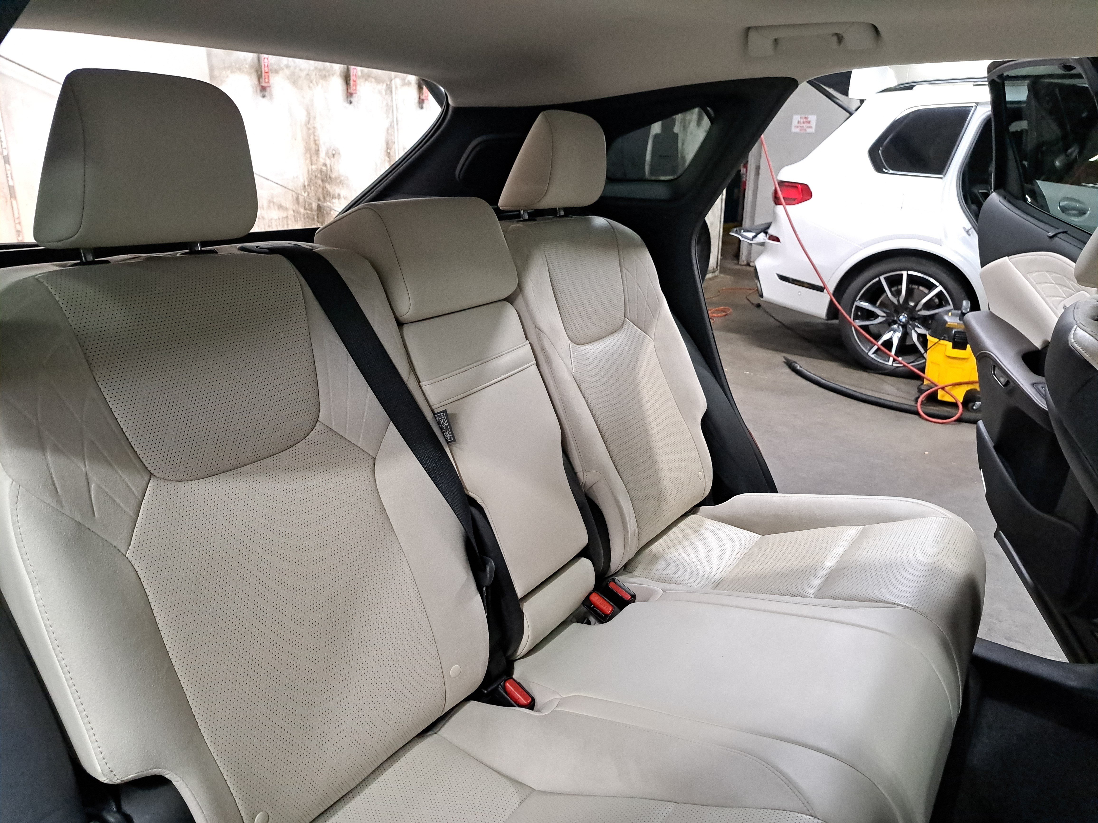 Used 2024 Lexus RX 350 FWD w/ Convenience Package image 12