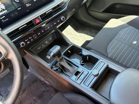 Used 2025 Kia K5 LXS image 37