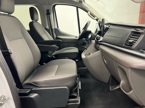 Used 2023 Ford Transit 350 XLT image 11