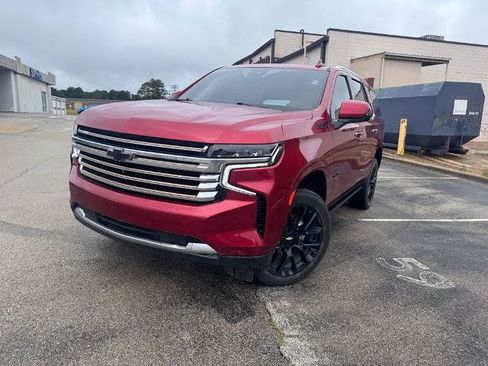 Used 2024 Chevrolet Tahoe High Country AWD/4WD image 1