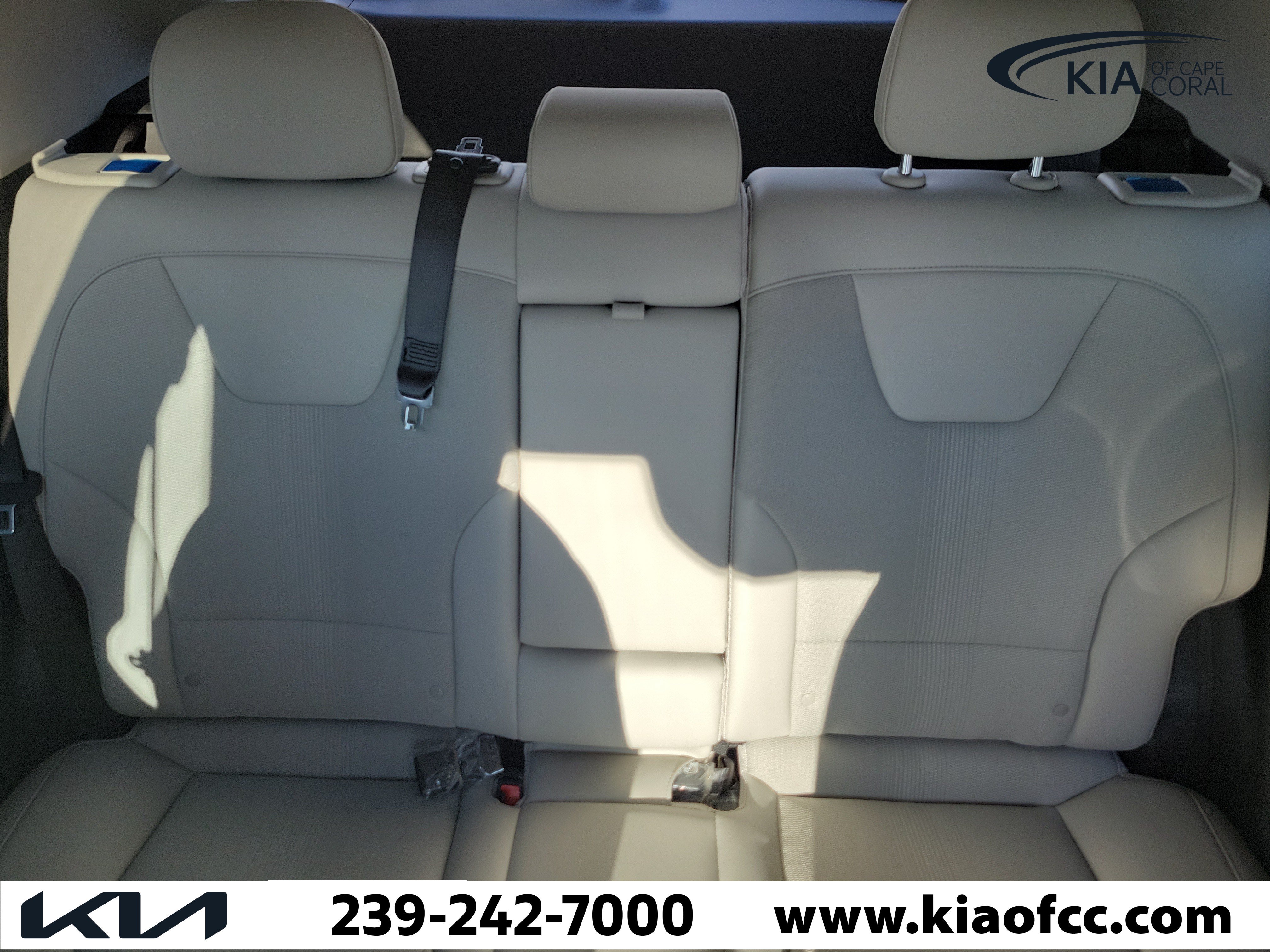 New 2026 Kia Niro EX FWD image 30