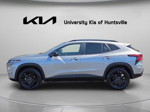 Used 2024 Chevrolet Trax ACTIV w/ Driver Confidence Package FWD image 4