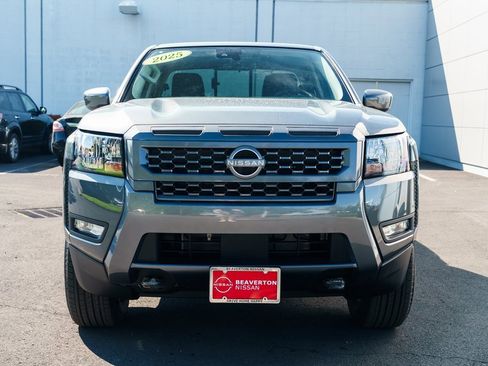 New 2025 Nissan Frontier SV w/ SV Convenience Package image 2