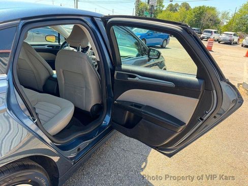 Used 2019 Ford Fusion S FWD image 11