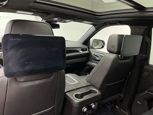 Certified 2023 GMC Yukon XL Denali AWD/4WD image 14