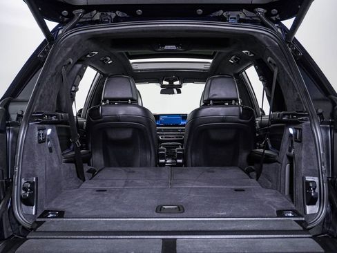 Used 2024 BMW X7 xDrive40i w/ M Sport Package image 26