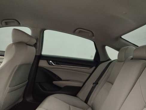 Used 2018 Honda Accord LX image 18