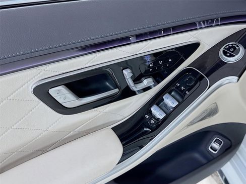 Used 2024 Mercedes-Benz S 580 4MATIC Sedan image 14