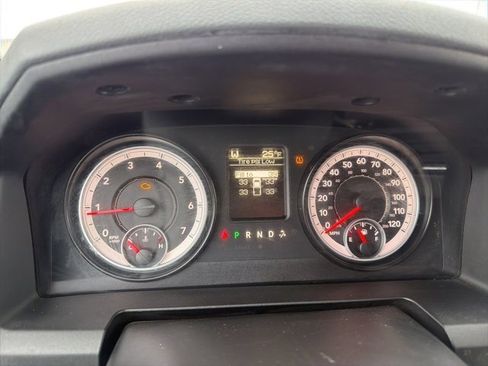 Used 2014 RAM 1500 Express image 11