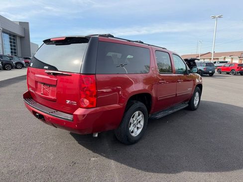 Used 2014 GMC Yukon XL SLT w/ SLT-2 Equipment Package RWD image 5