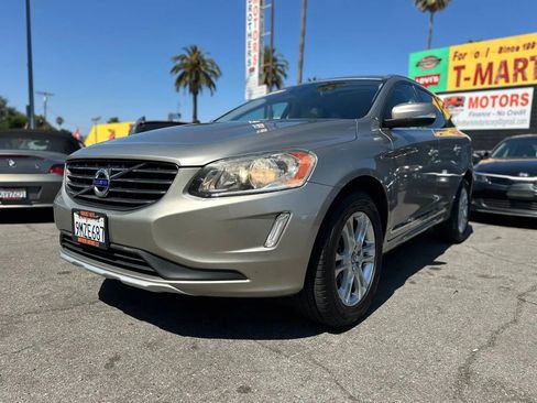 Used 2015 Volvo XC60 T5 Premier image 10