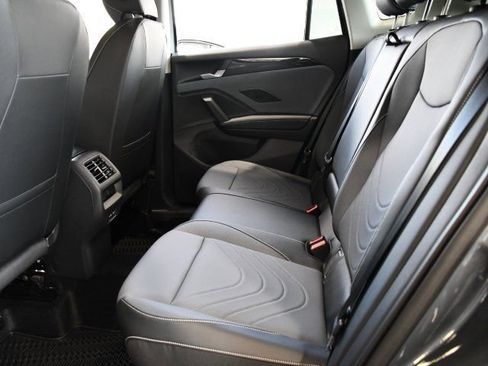 New 2026 Volkswagen Tiguan SE AWD/4WD image 11