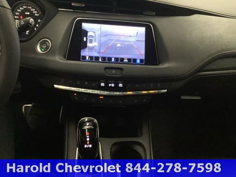 Used 2022 Cadillac XT4 Sport image 18