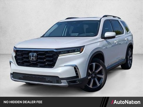 Certified 2023 Honda Pilot Elite image 1