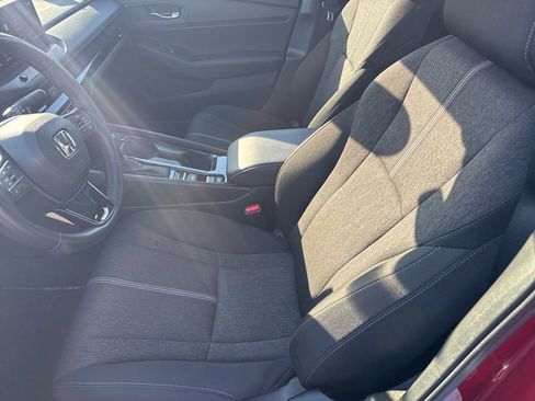 Used 2025 Honda Accord Sport image 10