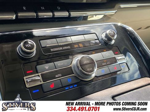Used 2018 Lincoln Navigator L Reserve w/ Technology Package AWD/4WD image 25