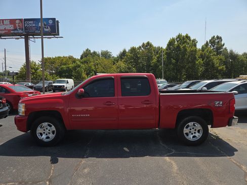 Used 2013 Chevrolet Silverado 1500 LT w/ All-Star Edition AWD/4WD image 2