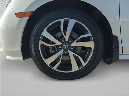 Used 2024 Honda Odyssey Touring image 21