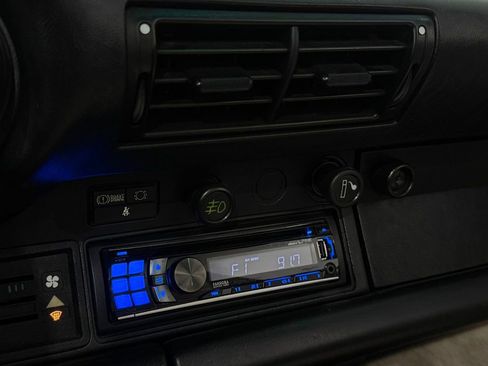 Used 1987 Porsche 911 Carrera image 38