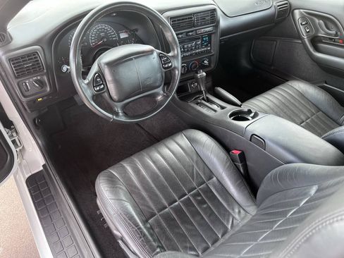 Used 2002 Chevrolet Camaro Z28 w/ Preferred Equipment Group 2 RWD image 17