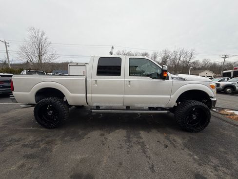 Used 2016 Ford F250 Lariat w/ Lariat Ultimate Package image 6