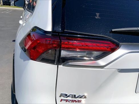 Certified 2024 Toyota RAV4 XSE w/ Weather Package AWD/4WD image 28