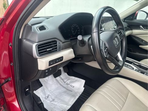 Used 2021 Honda Accord Touring image 23