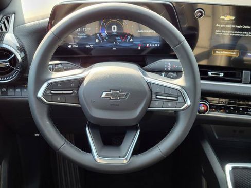 New 2027 Chevrolet Equinox LT w/ Convenience Package II AWD/4WD image 28