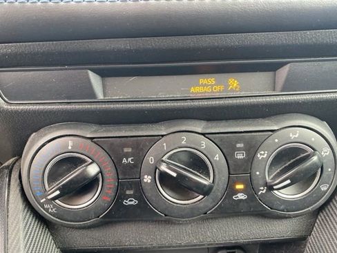 Used 2018 Toyota Yaris iA image 21