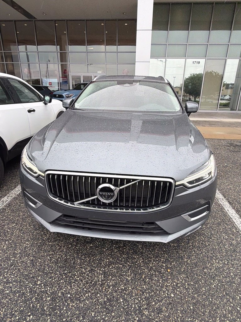Used 2020 Volvo XC60 T6 Inscription w/ Protection Package Premier AWD/4WD image 2