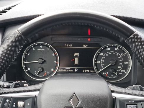 Used 2025 Mitsubishi Outlander SE AWD/4WD image 26