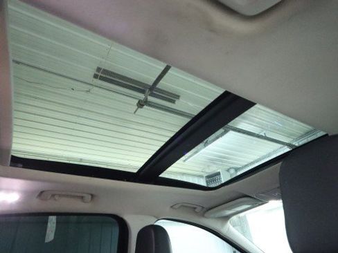 Used 2019 Ford Escape SEL image 12