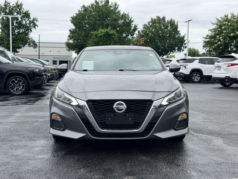 Used 2022 Nissan Altima 2.5 SV FWD image 6