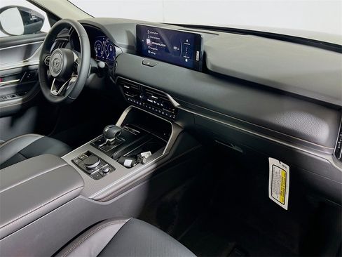 New 2026 MAZDA CX-90 Plug-In Hybrid w/ Preferred image 23