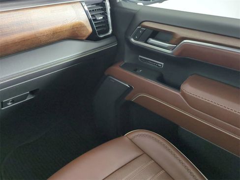 Used 2022 GMC Sierra 1500 Denali Ultimate image 19