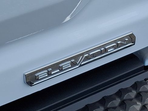 New 2026 GMC Canyon Elevation w/ Technology Package AWD/4WD image 24