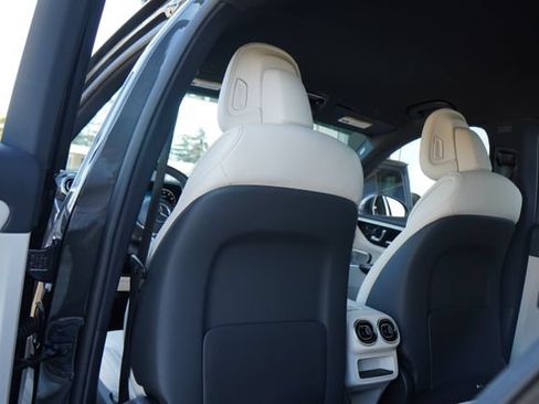 Used 2026 Mercedes-Benz GLC 300 image 30
