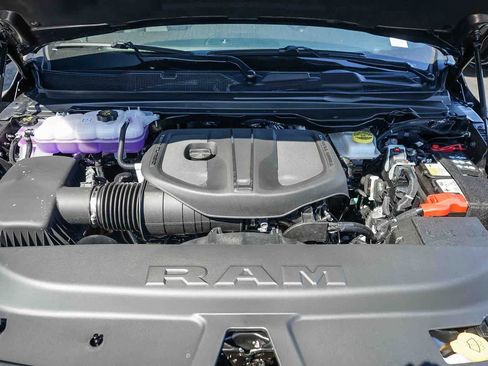 New 2026 RAM 1500 Big Horn AWD/4WD image 12