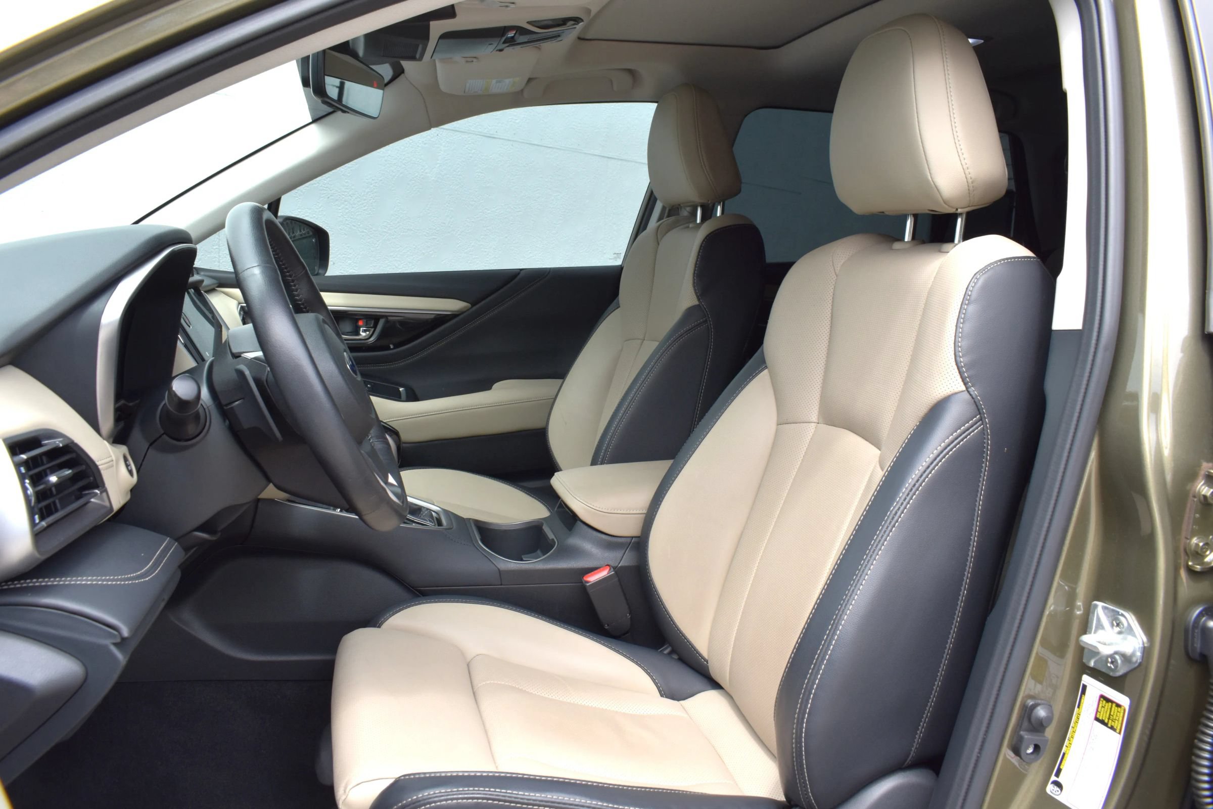 Used 2023 Subaru Outback Limited AWD/4WD image 46