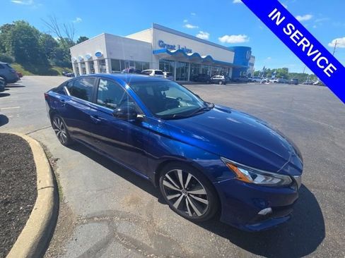 Used 2019 Nissan Altima 2.5 SR w/ SR Premium Package FWD image 1