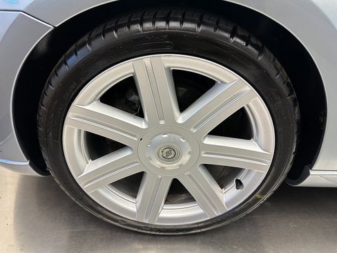 Used 2005 Chrysler Crossfire Limited image 29