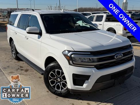 Used 2024 Ford Expedition Max XLT image 4