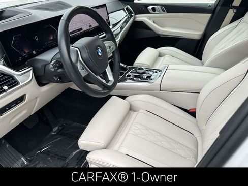 Certified 2024 BMW X7 xDrive40i w/ Executive Package image 2