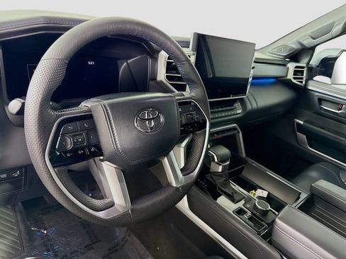 Used 2024 Toyota Tundra Platinum image 9