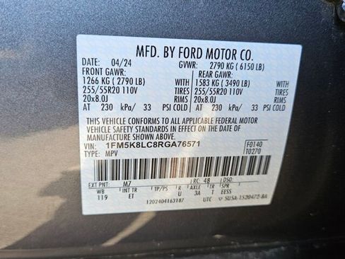 Used 2024 Ford Explorer King Ranch w/ Technology Package image 18