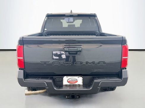 Used 2025 Toyota Tacoma SR5 image 5