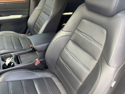 Used 2019 Honda CR-V Touring image 13