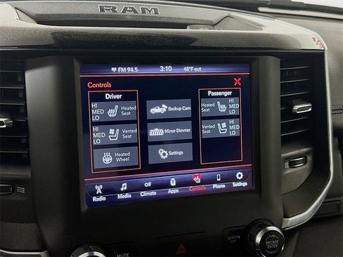 Used 2021 RAM 1500 Laramie w/ Sport Appearance Package image 18